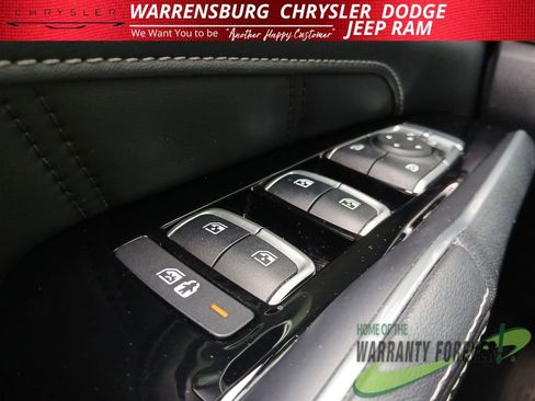 Used 2023 Kia Sorento SX Prestige AWD/4WD image 30
