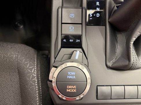 New 2026 Toyota 4Runner SR5 AWD/4WD image 69