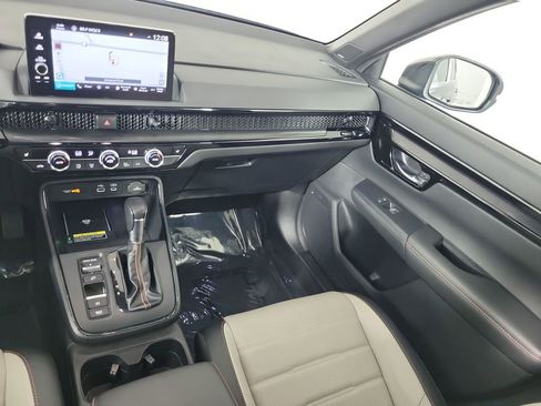 Used 2025 Honda CR-V Sport Touring image 28