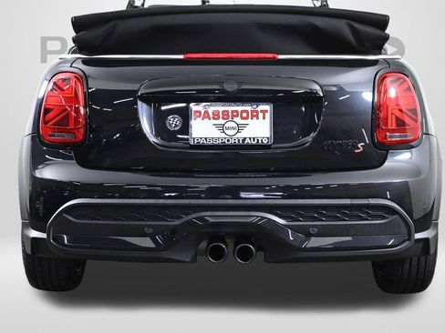 Certified 2023 MINI Cooper S image 9