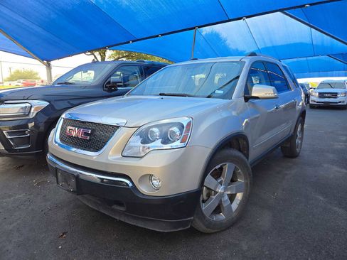 Used 2011 GMC Acadia SLT FWD image 1
