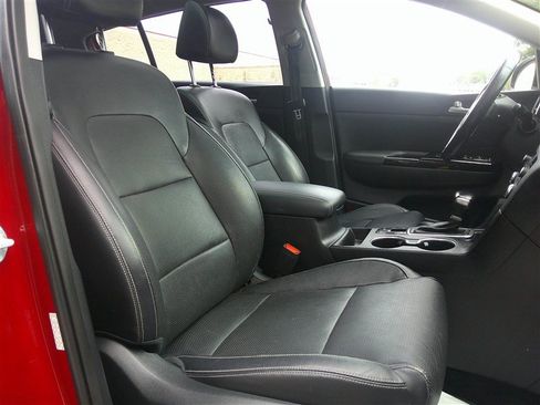 Used 2020 Kia Sportage EX w/ Option Group 15 AWD/4WD image 22