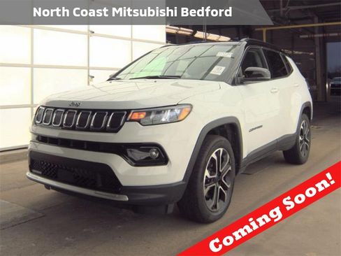 Used 2022 Jeep Compass Limited image 1