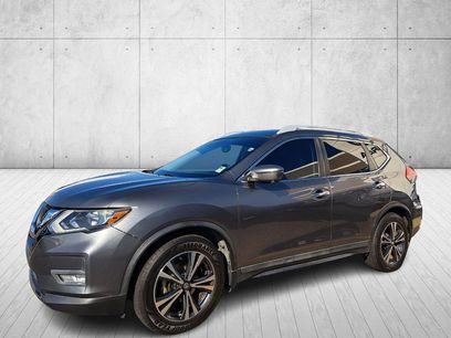 Used 2017 Nissan Rogue SL