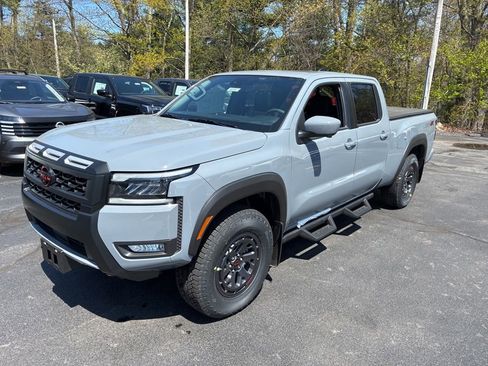 New 2026 Nissan Frontier PRO-4X w/ Pro Premium Package AWD/4WD image 3