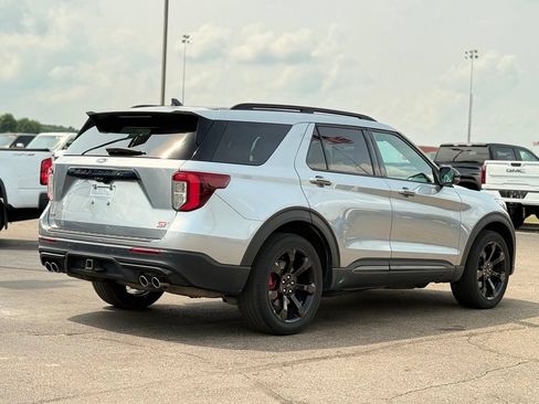 Certified 2024 Ford Explorer ST w/ Technology Package AWD/4WD image 36