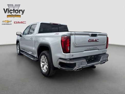 Used 2021 GMC Sierra 1500 SLT w/ SLT Premium Plus Package AWD/4WD image 4