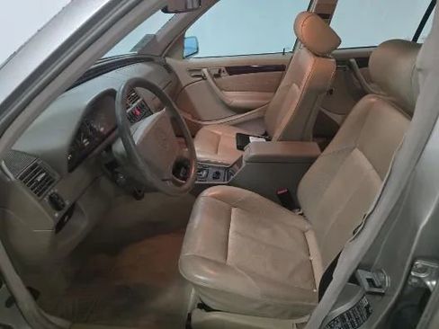 Used 1999 Mercedes-Benz C 280 Sedan image 5