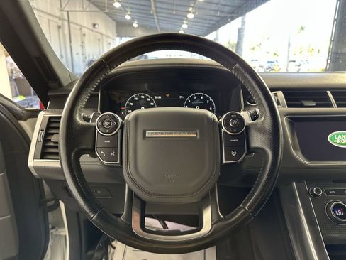 Used 2017 Land Rover Range Rover Sport Autobiography image 18