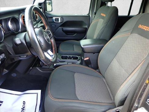 Used 2021 Jeep Gladiator Mojave w/ Cold Weather Group image 10
