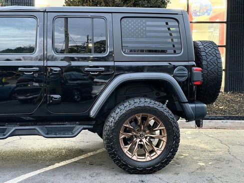 Used 2018 Jeep Wrangler Unlimited Rubicon image 11