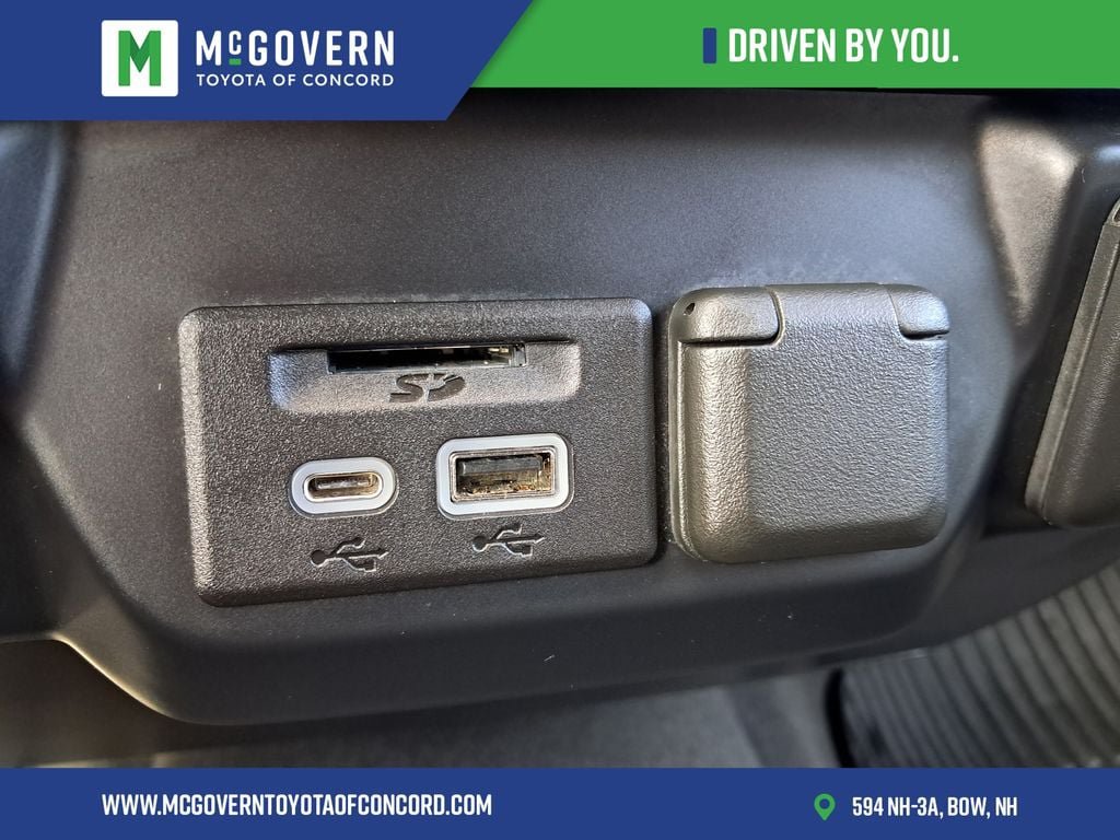 Used 2021 Chevrolet Silverado 2500 LTZ AWD/4WD image 25