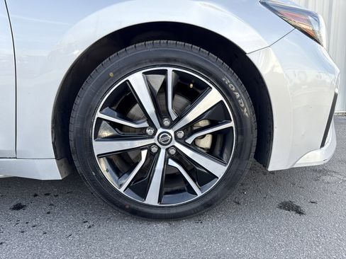 Used 2021 Nissan Maxima 3.5 SV w/ Floor Mat Group image 37