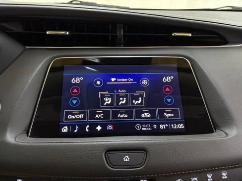 Used 2023 Cadillac XT4 Premium Luxury w/ Technology Package AWD/4WD image 58