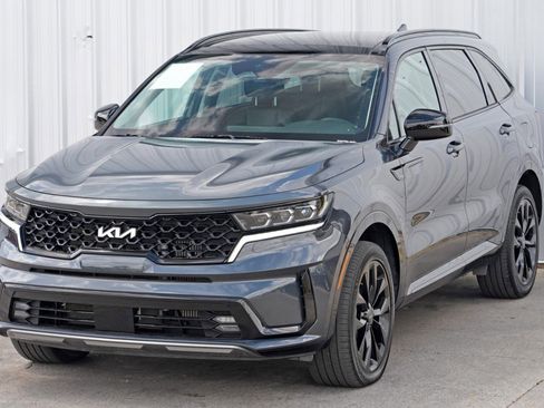 Used 2023 Kia Sorento SX image 46