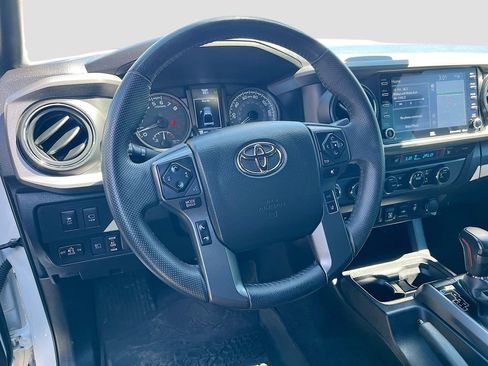 Used 2023 Toyota Tacoma TRD Pro AWD/4WD image 11