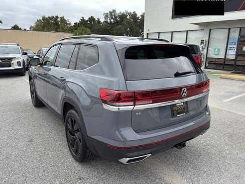 New 2026 Volkswagen Atlas SE FWD image 4