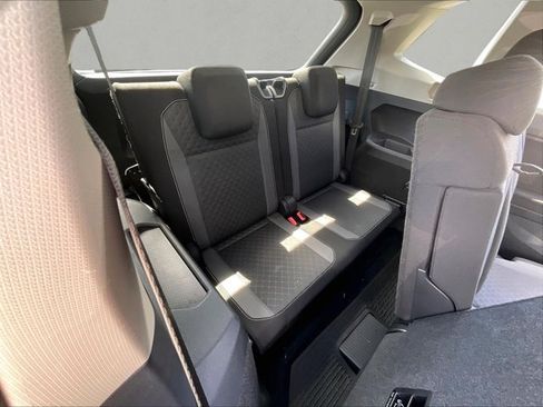Used 2021 Volkswagen Tiguan S FWD image 29