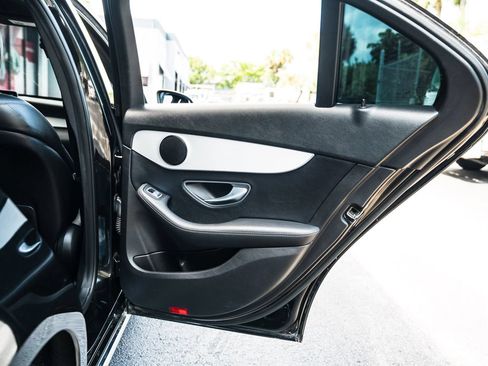 Used 2019 Mercedes-Benz C 300 Sedan w/ Premium Package image 20