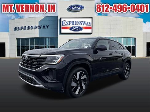 Used 2025 Volkswagen Atlas Cross Sport SE FWD image 2