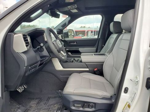 New 2026 Toyota Tundra Limited AWD/4WD image 19