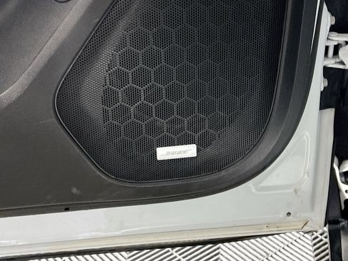 Used 2023 GMC Acadia SLE w/ Driver Convenience Package image 19