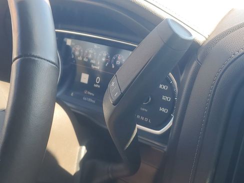 Used 2020 Chevrolet Silverado 2500 LTZ w/ LTZ Premium Package image 17