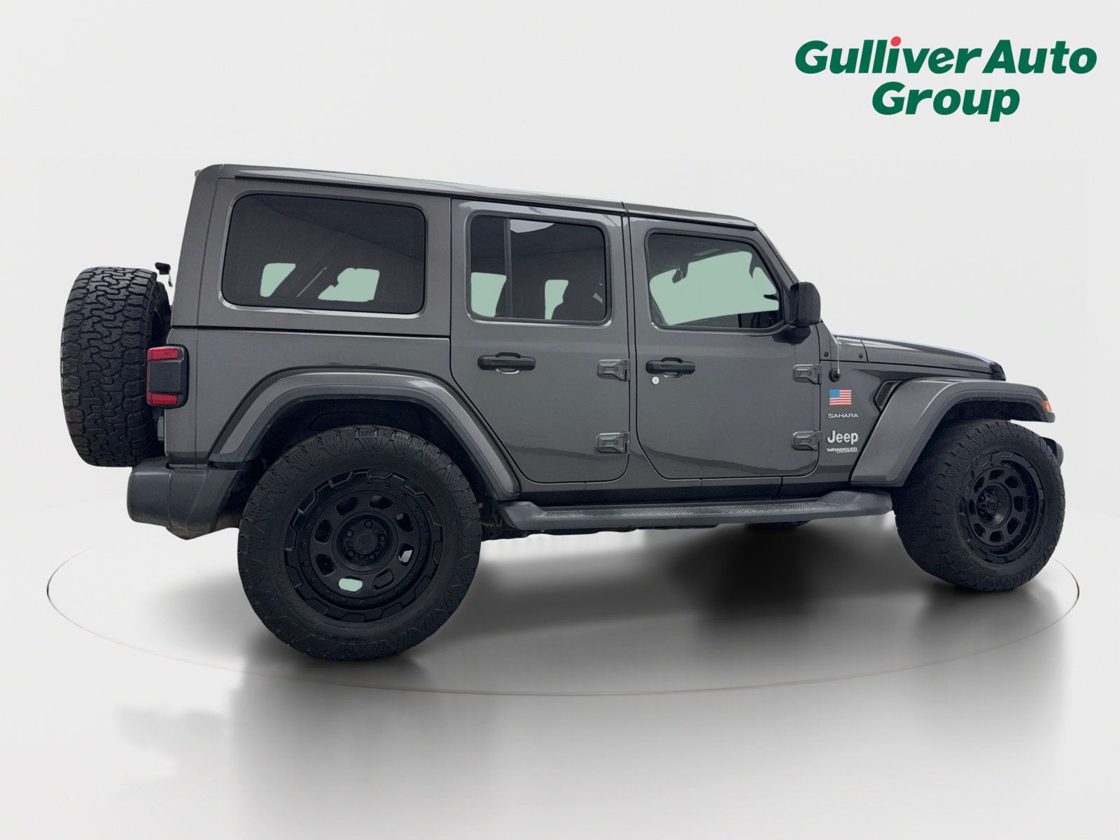 Used 2018 Jeep Wrangler Unlimited Sahara AWD/4WD image 9