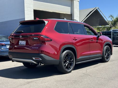 Certified 2026 Toyota Grand Highlander AWD Hybrid image 3