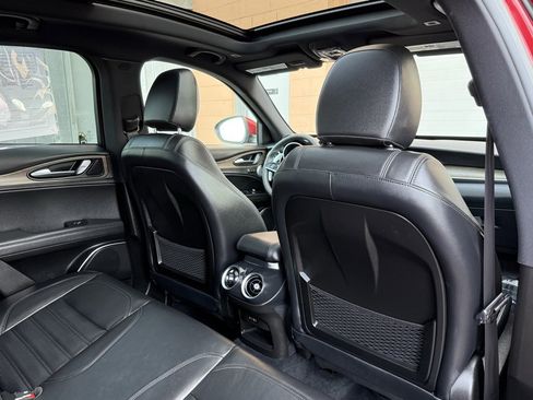 Used 2018 Alfa Romeo Stelvio Ti Sport image 20