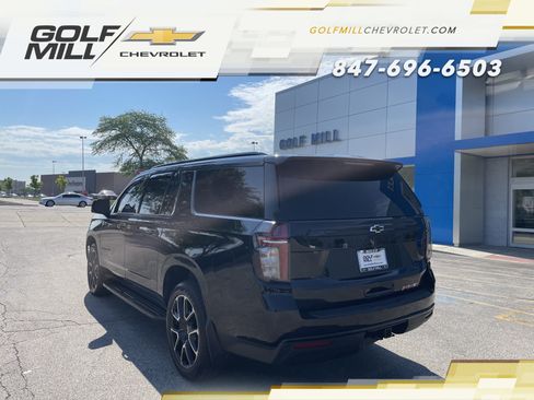 Used 2024 Chevrolet Suburban RST w/ Luxury Package AWD/4WD image 7