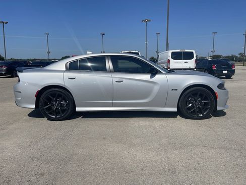New 2023 Dodge Charger R/T w/ Plus Group image 3