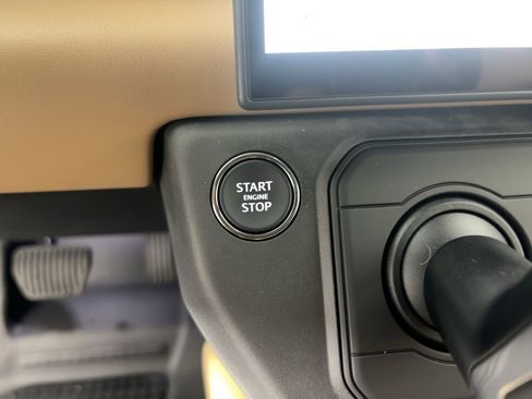 New 2026 Land Rover Defender 110 S image 27