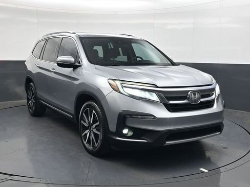 Used 2019 Honda Pilot Touring image 2