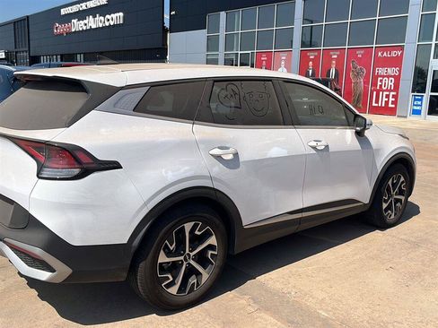 Used 2023 Kia Sportage EX FWD image 9