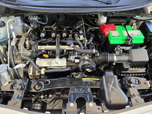 Used 2024 Nissan Versa SV FWD image 33