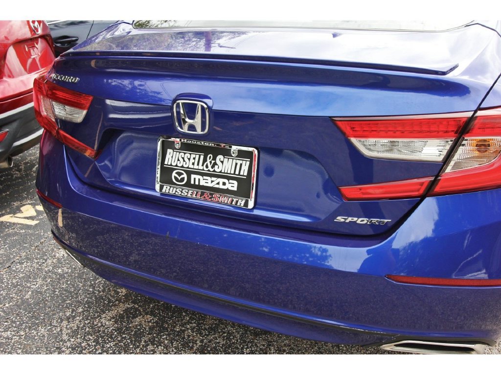 Used 2018 Honda Accord Sport image 5