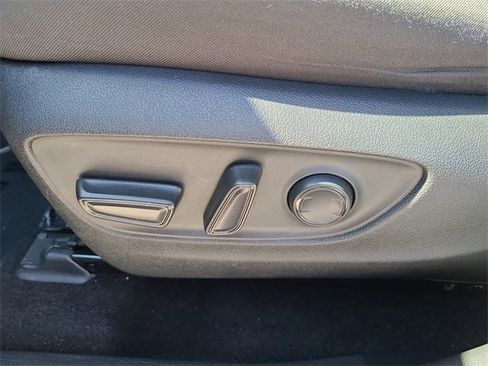 Used 2024 Toyota RAV4 XLE image 25