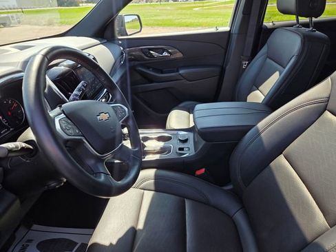 Used 2023 Chevrolet Traverse High Country AWD/4WD image 13