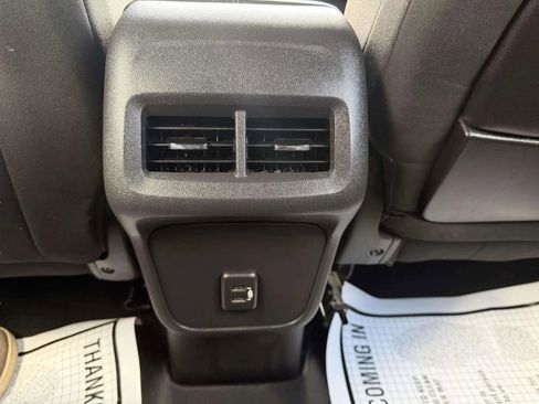 Used 2020 GMC Terrain SLE image 21