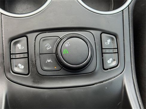 Used 2021 GMC Terrain SLE w/ Driver Convenience Package image 18