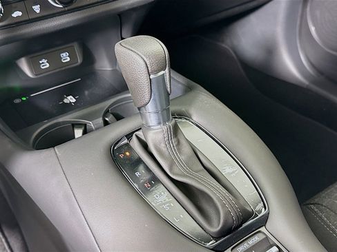 New 2026 Honda HR-V LX image 17