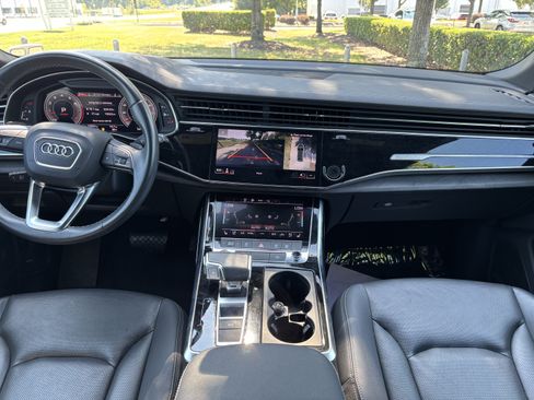 Used 2023 Audi Q8 Premium Plus w/ Premium Plus Package AWD/4WD image 10