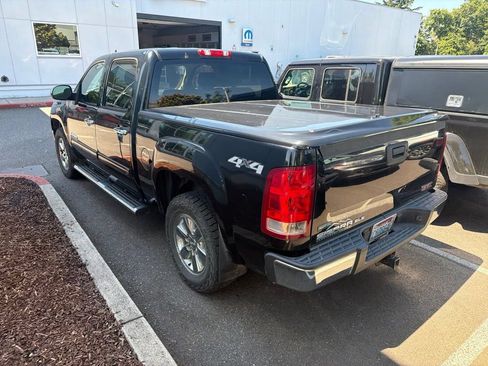 Used 2011 GMC Sierra 1500 SLE w/ Power Tech Package AWD/4WD image 6