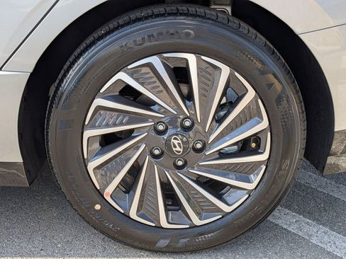 New 2026 Hyundai Sonata Limited image 12