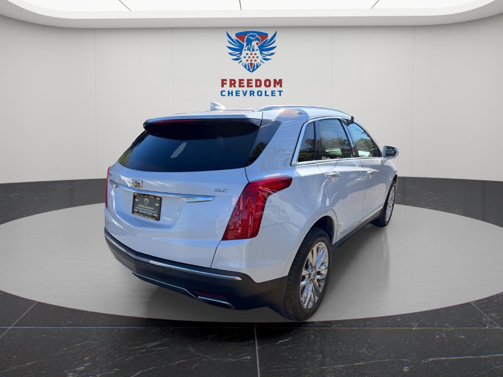 Used 2017 Cadillac XT5 Platinum AWD/4WD image 6