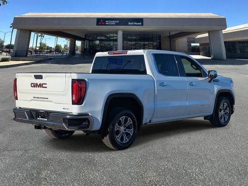 Used 2025 GMC Sierra 1500 SLT image 6