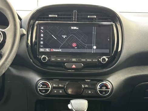 Used 2023 Kia Soul S image 24