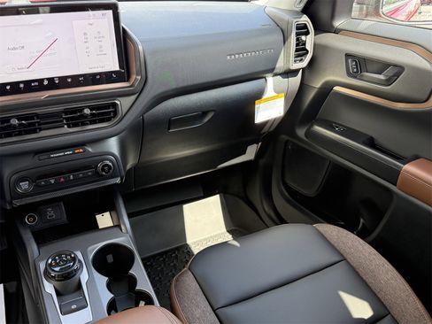 New 2026 Ford Bronco Sport Outer Banks image 12