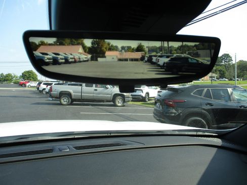 New 2026 Chevrolet Traverse LT w/ Driver Confidence Package image 20